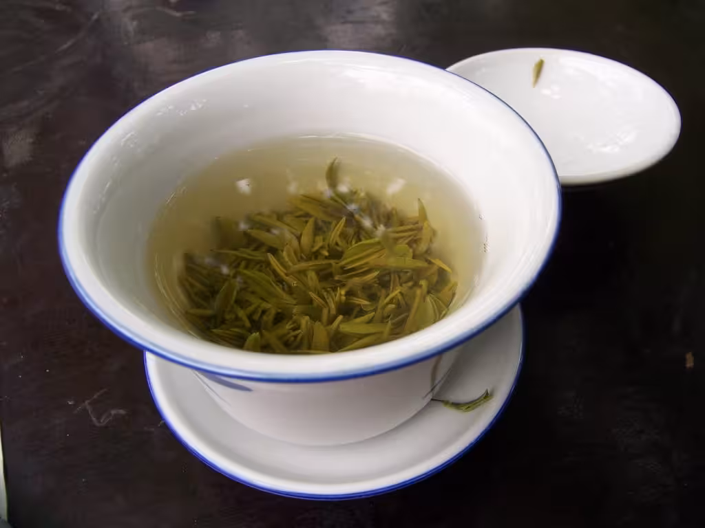 I forgot to take a picture of my tea, so this is just a picture I grabbed off Wikipedia ;)